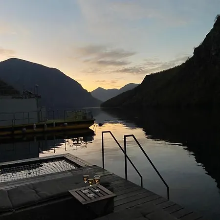 Floating House Apartmán Perucac