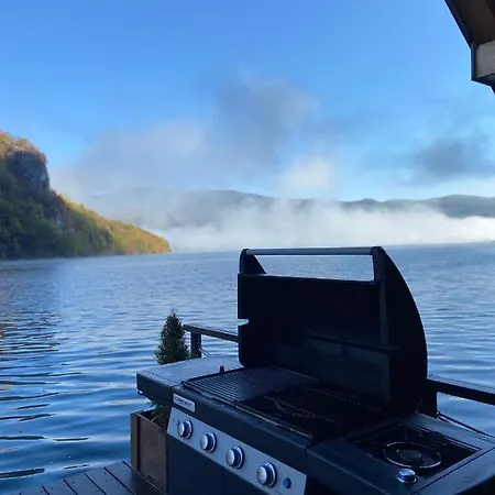 Apartmán Floating House